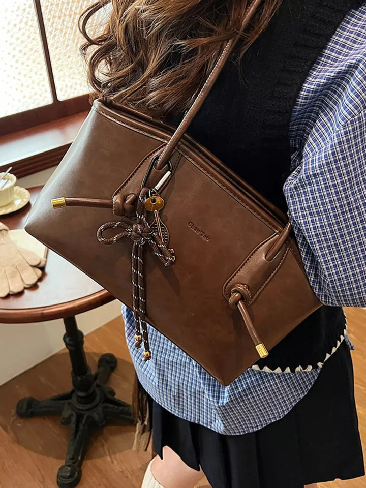 🤎 Knotted Tassel Shoulder Bag