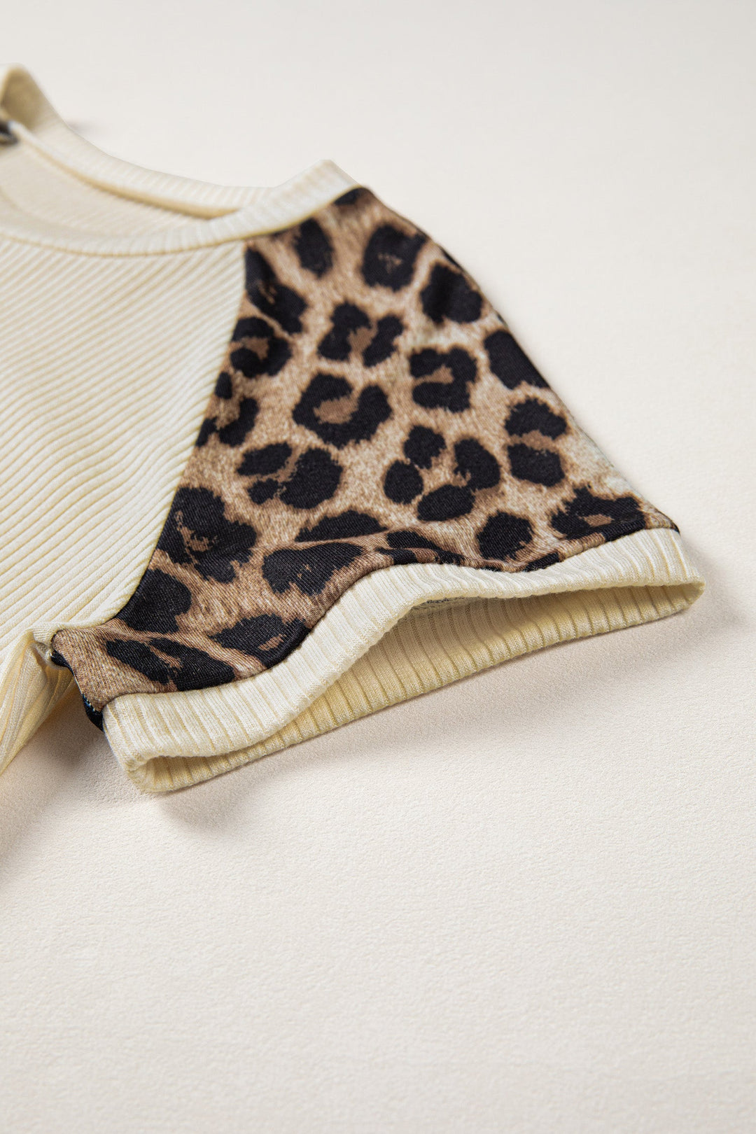 Leopard Contrast Sleeve Ribbed Knit Tee
