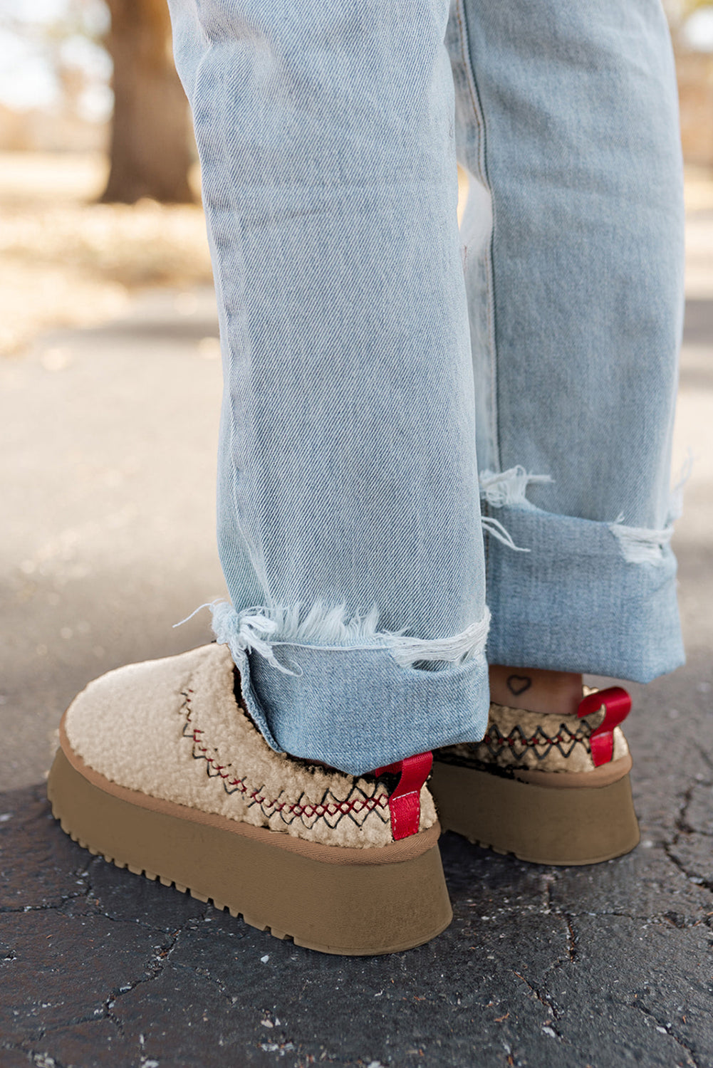 Olivia Embroidered Sherpa Snow Boots
