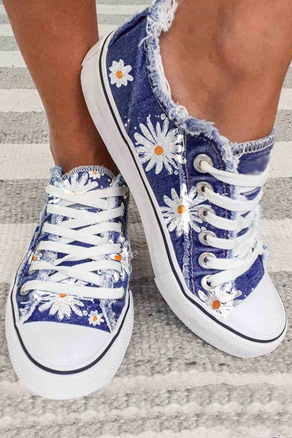 Daisy Print Denim Lace-Up Shoes