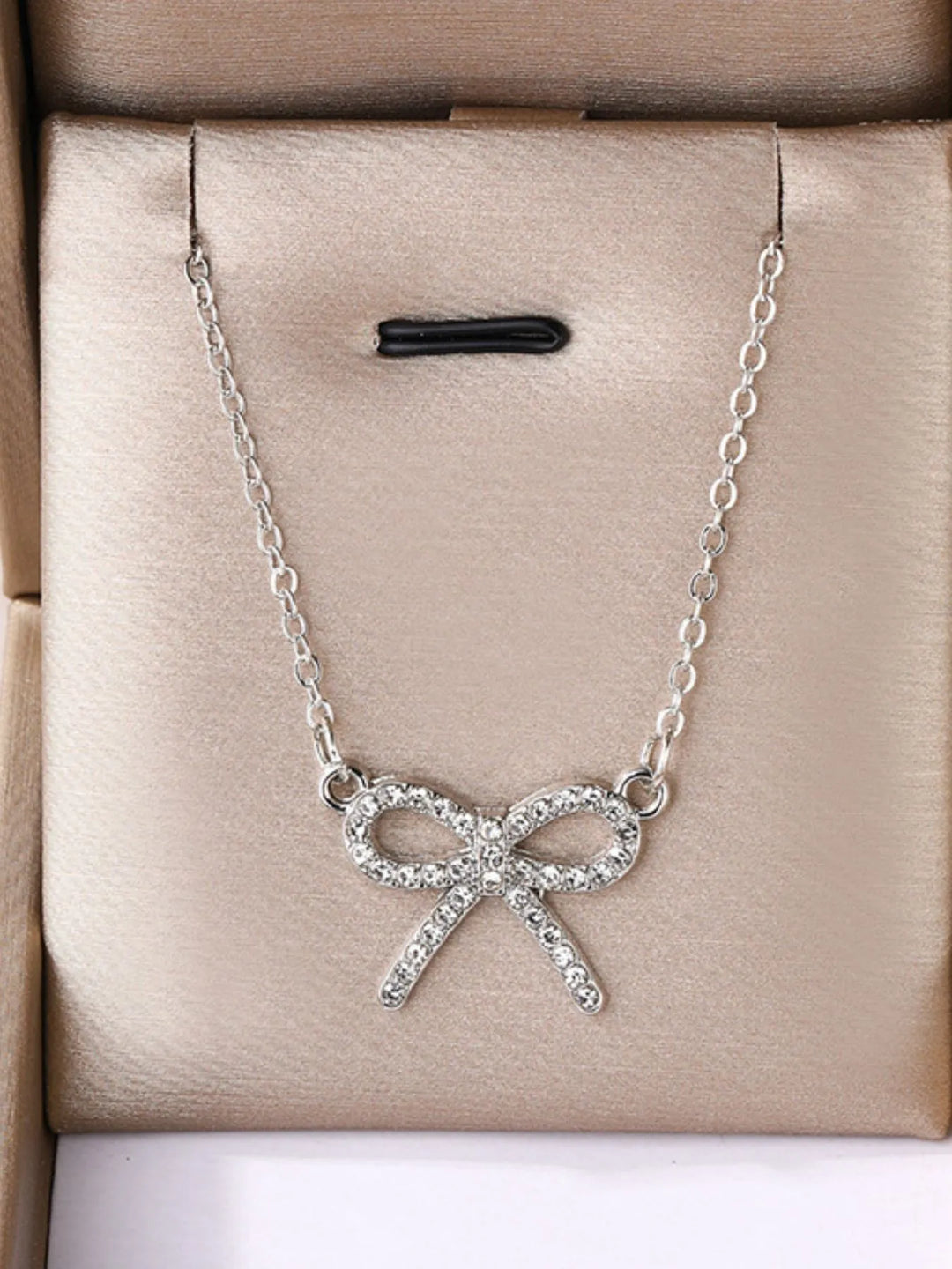 Zircon Bow Pendant Necklace | 18K Gold-Plated Dainty Jewelry